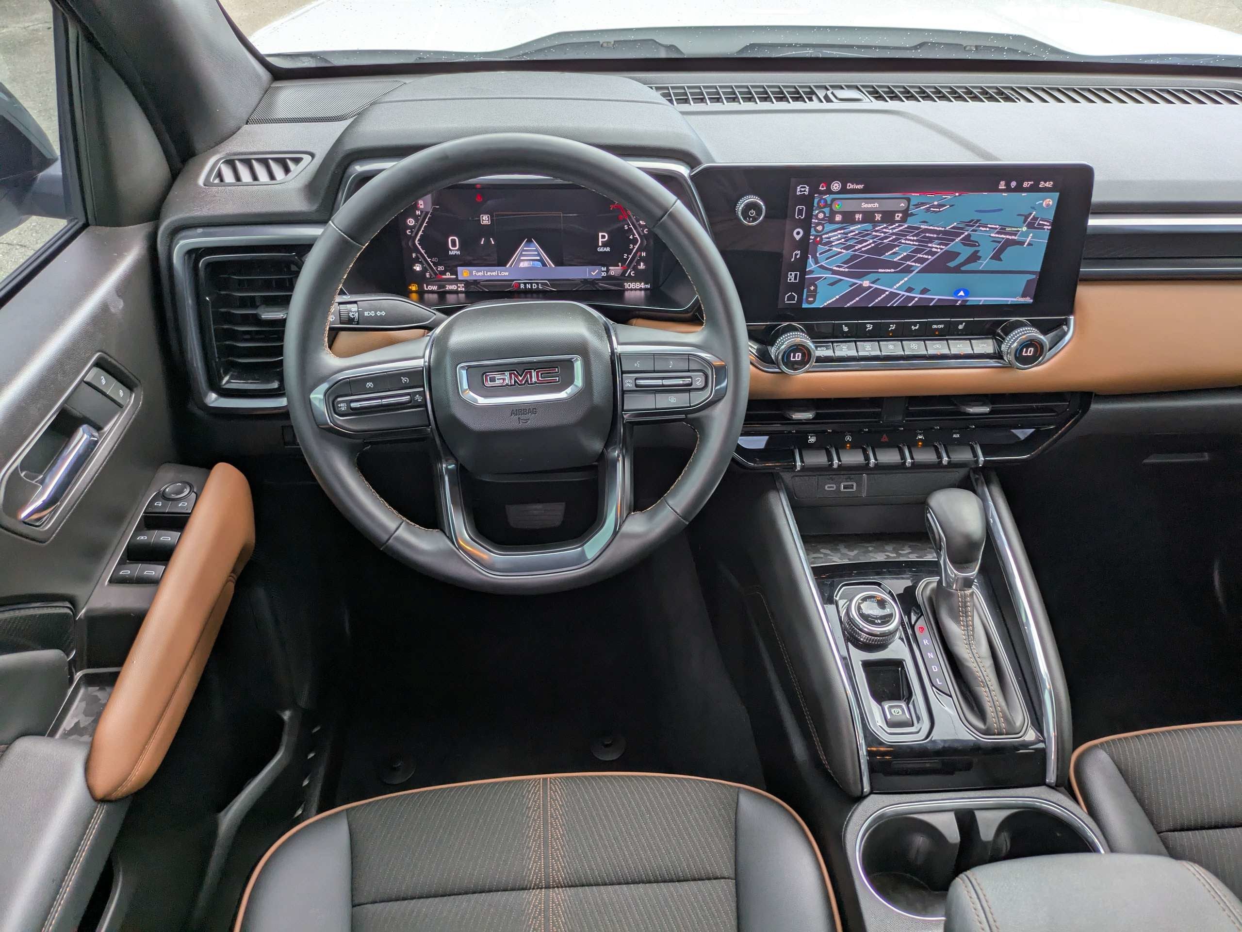 2025 GMC Canyon AT4