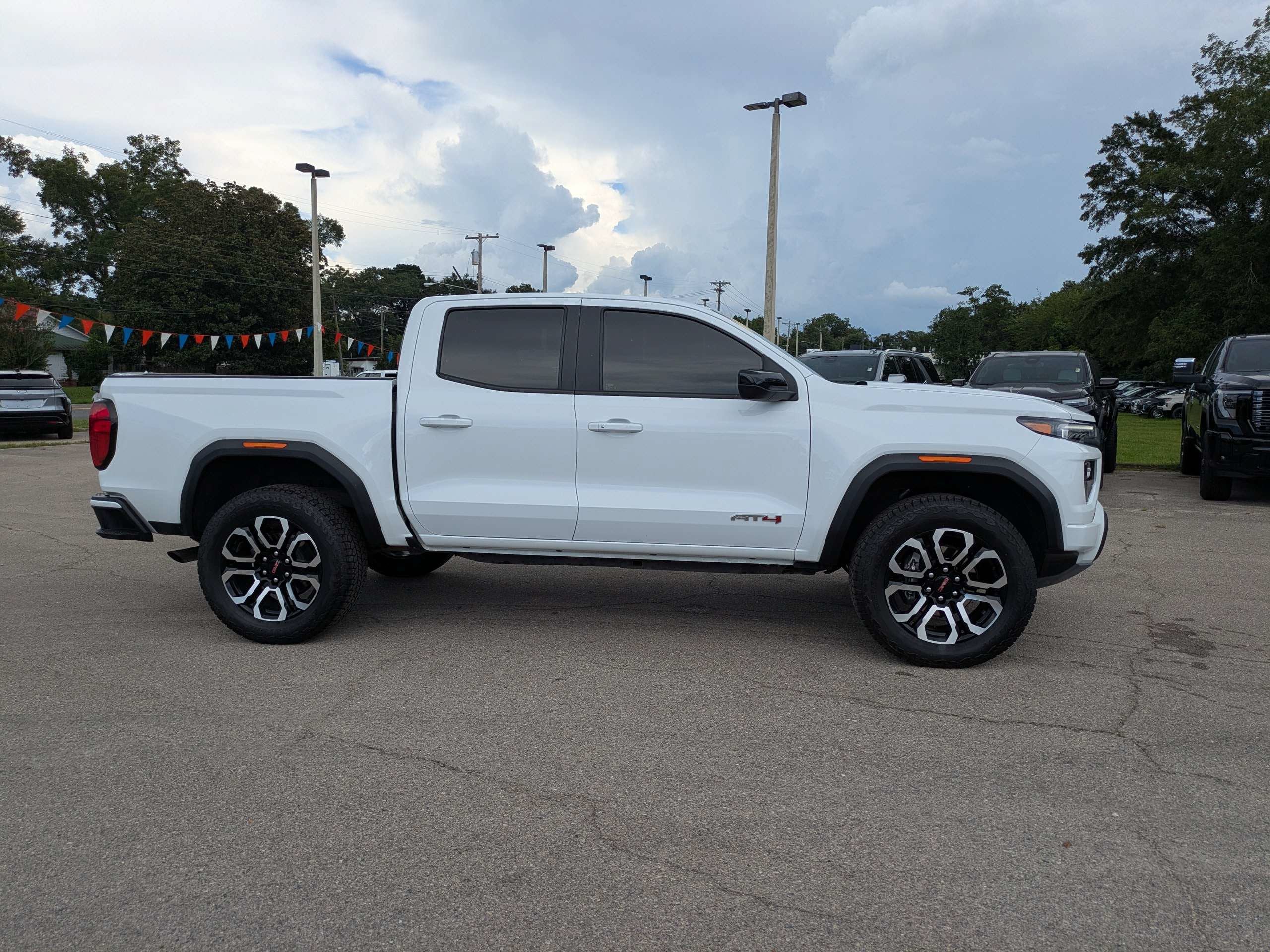 2025 GMC Canyon AT4