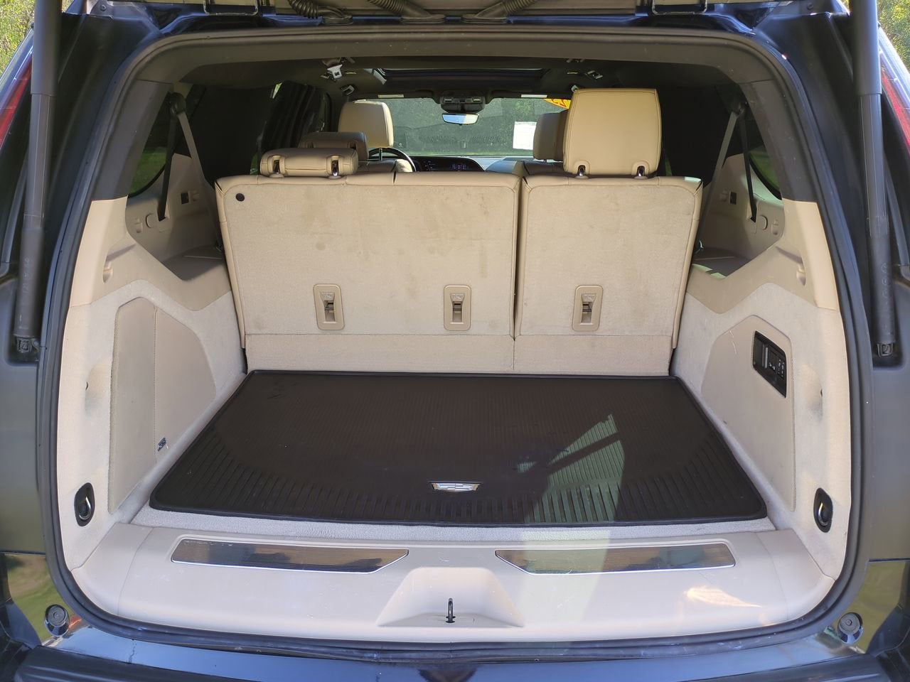 2023 Cadillac Escalade ESV Premium Luxury