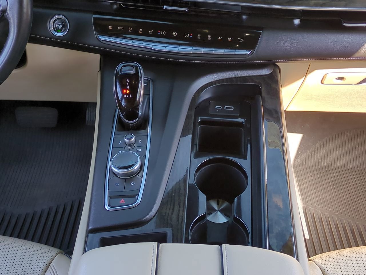 2023 Cadillac Escalade ESV Premium Luxury