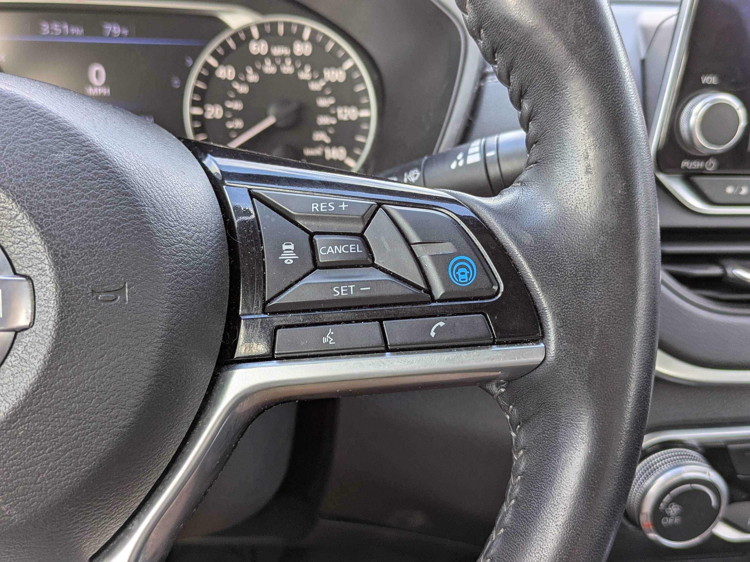 2021 Nissan Altima SV FWD