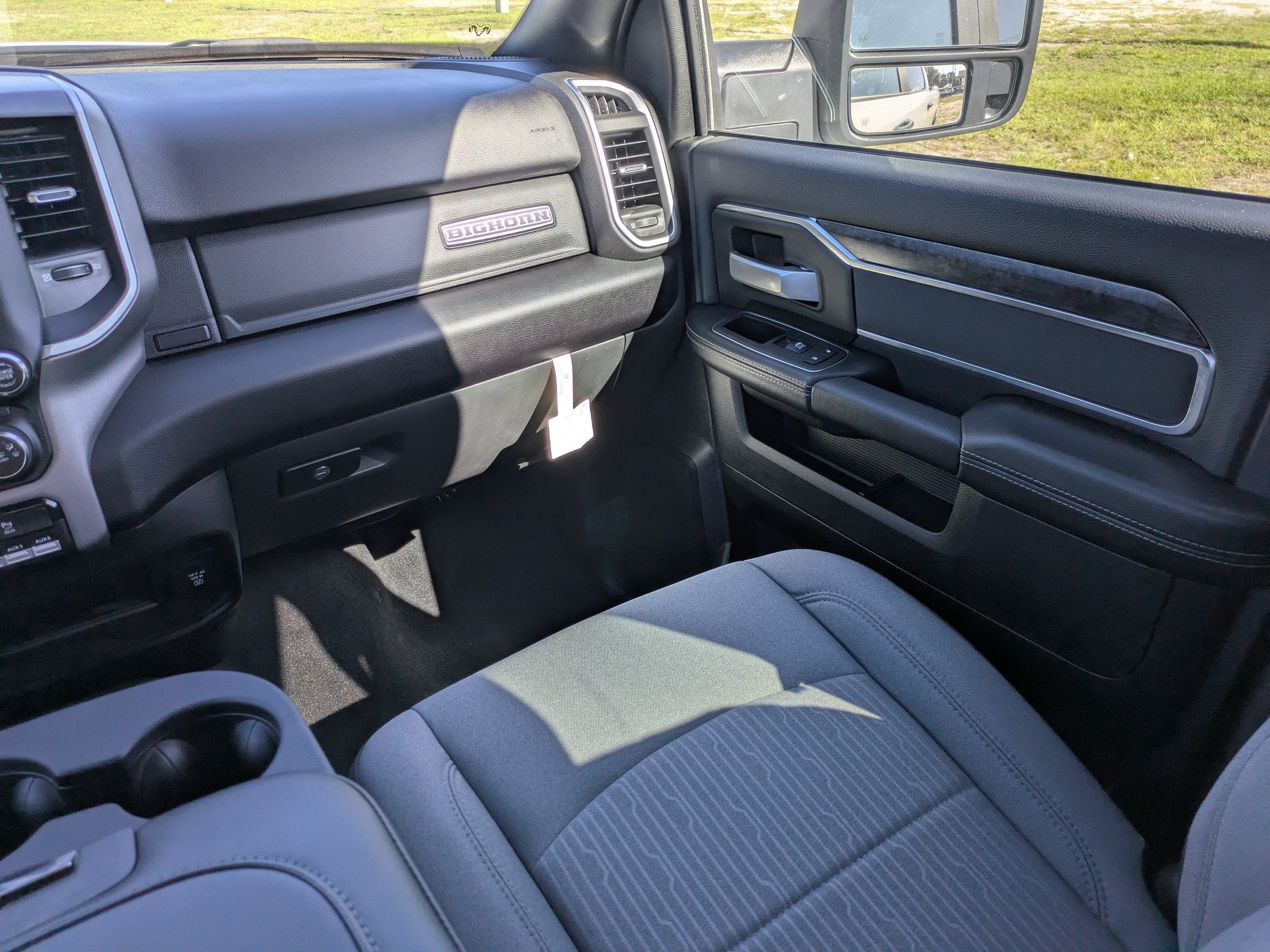 2024 RAM 2500 Big Horn Crew Cab 4x4 6'4" Box