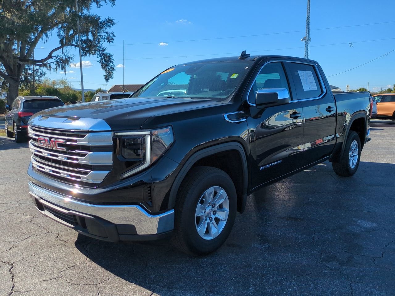 2024 GMC Sierra 1500 SLE