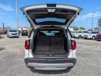 2023 GMC Acadia SLE
