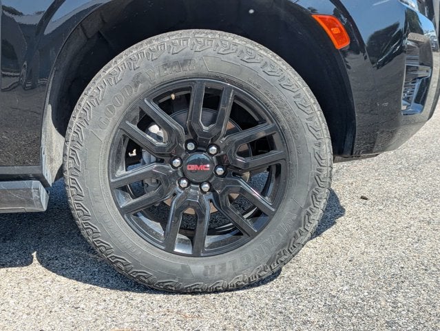 2023 GMC Yukon XL AT4