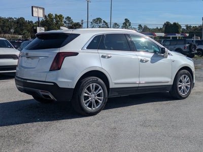 2022 Cadillac XT5 FWD Premium Luxury