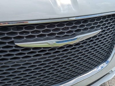 2015 Chrysler 300 Limited