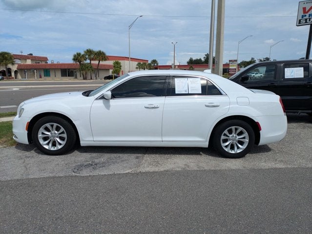 2015 Chrysler 300 Limited