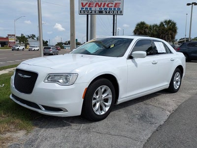 2015 Chrysler 300 Limited