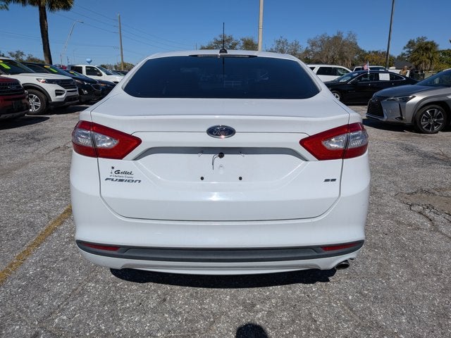 2014 Ford Fusion SE