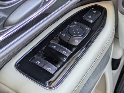 2021 Lincoln Navigator Black Label