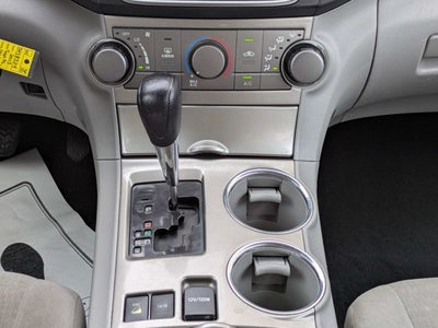 2013 Toyota Highlander Base