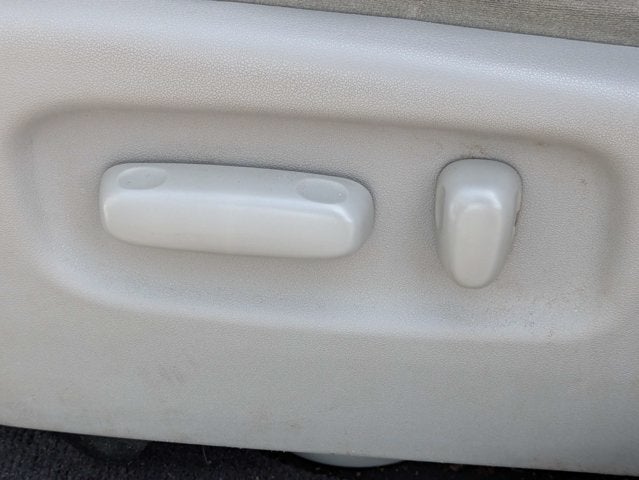 2013 Toyota Highlander Base