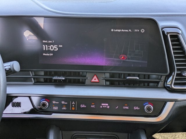 2024 Kia Sportage EX - Photo 18