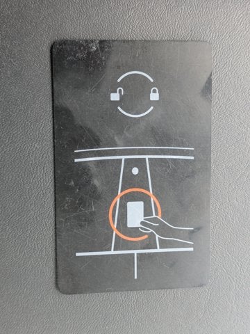 2023 Tesla Model 3 RWD