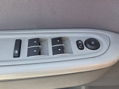 2011 Chevrolet Traverse LS
