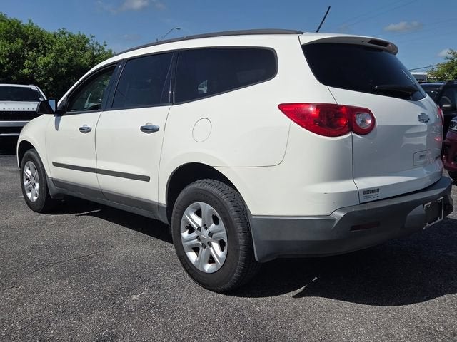 2011 Chevrolet Traverse LS