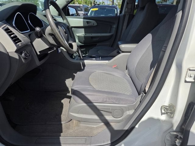 2011 Chevrolet Traverse LS
