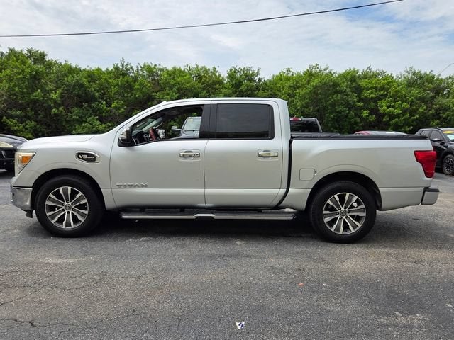 2017 Nissan Titan SL