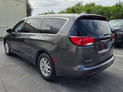 2020 Chrysler Voyager LX