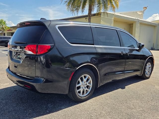 2017 Chrysler Pacifica Touring