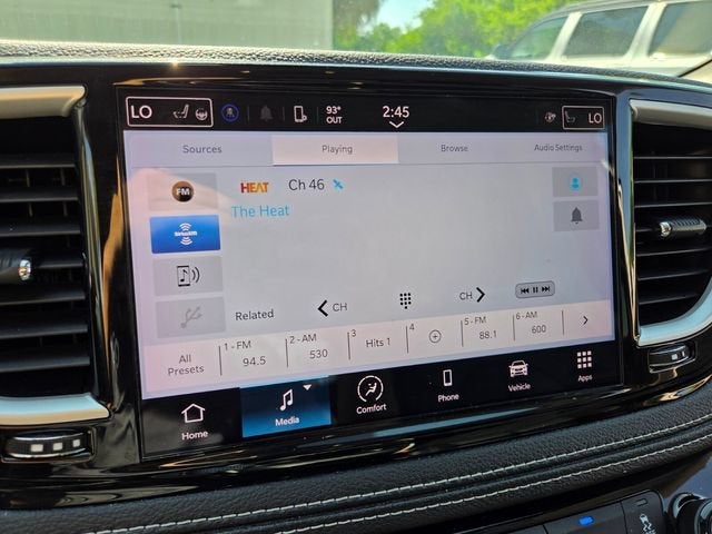 2023 Chrysler Pacifica Hybrid Touring L