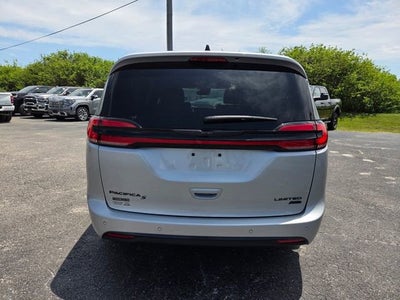2024 Chrysler Pacifica Limited