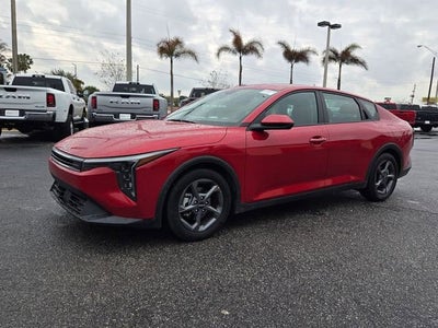 2025 Kia K4 LXS