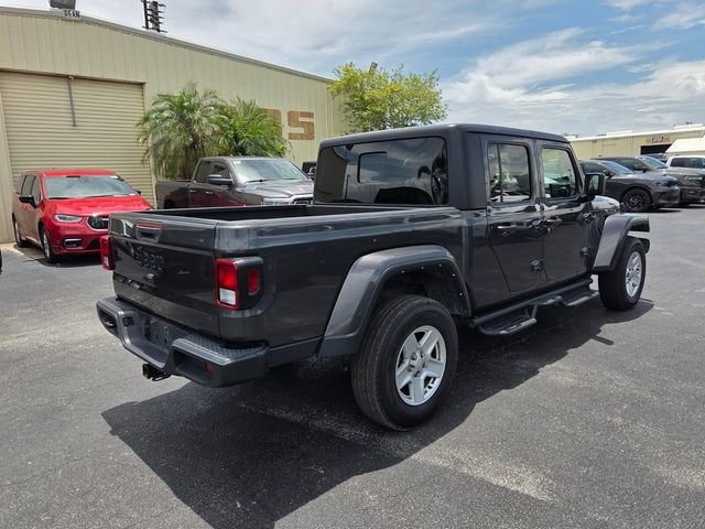 2022 Jeep Gladiator Sport S