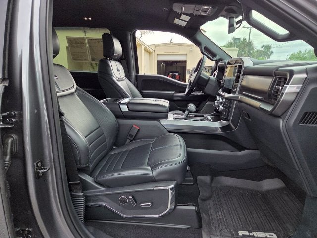 2025 Ford F-150 Platinum