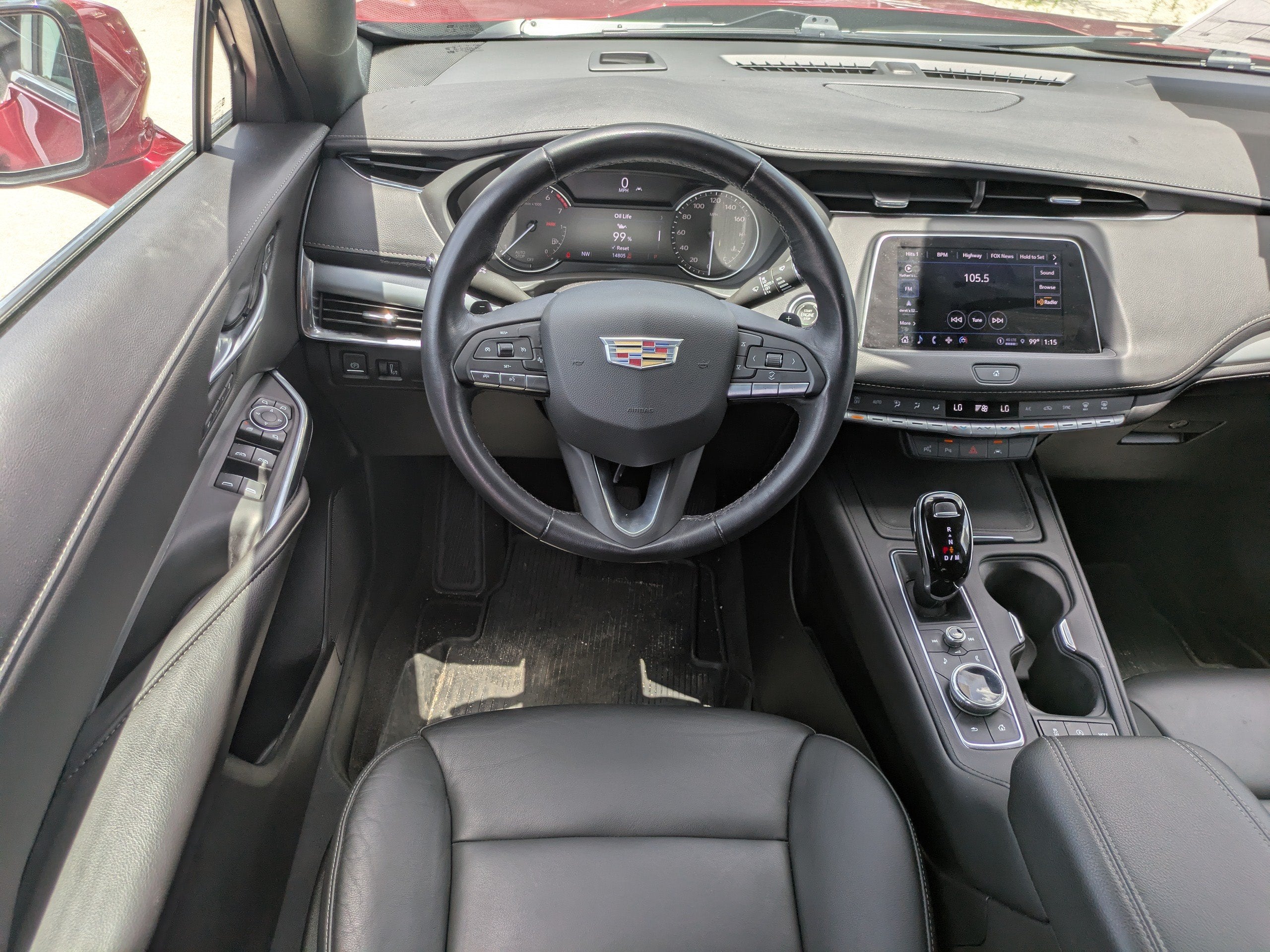 2022 Cadillac XT4 FWD Premium Luxury