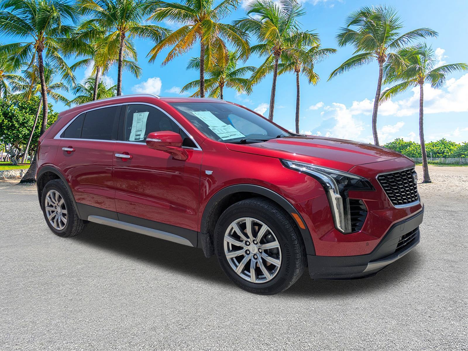 2022 Cadillac XT4 FWD Premium Luxury