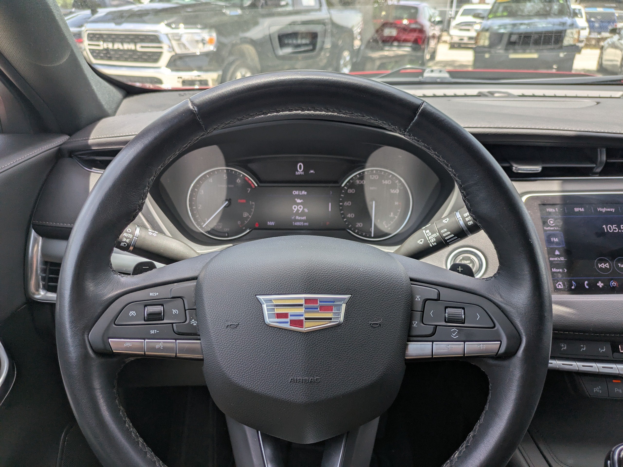 2022 Cadillac XT4 FWD Premium Luxury