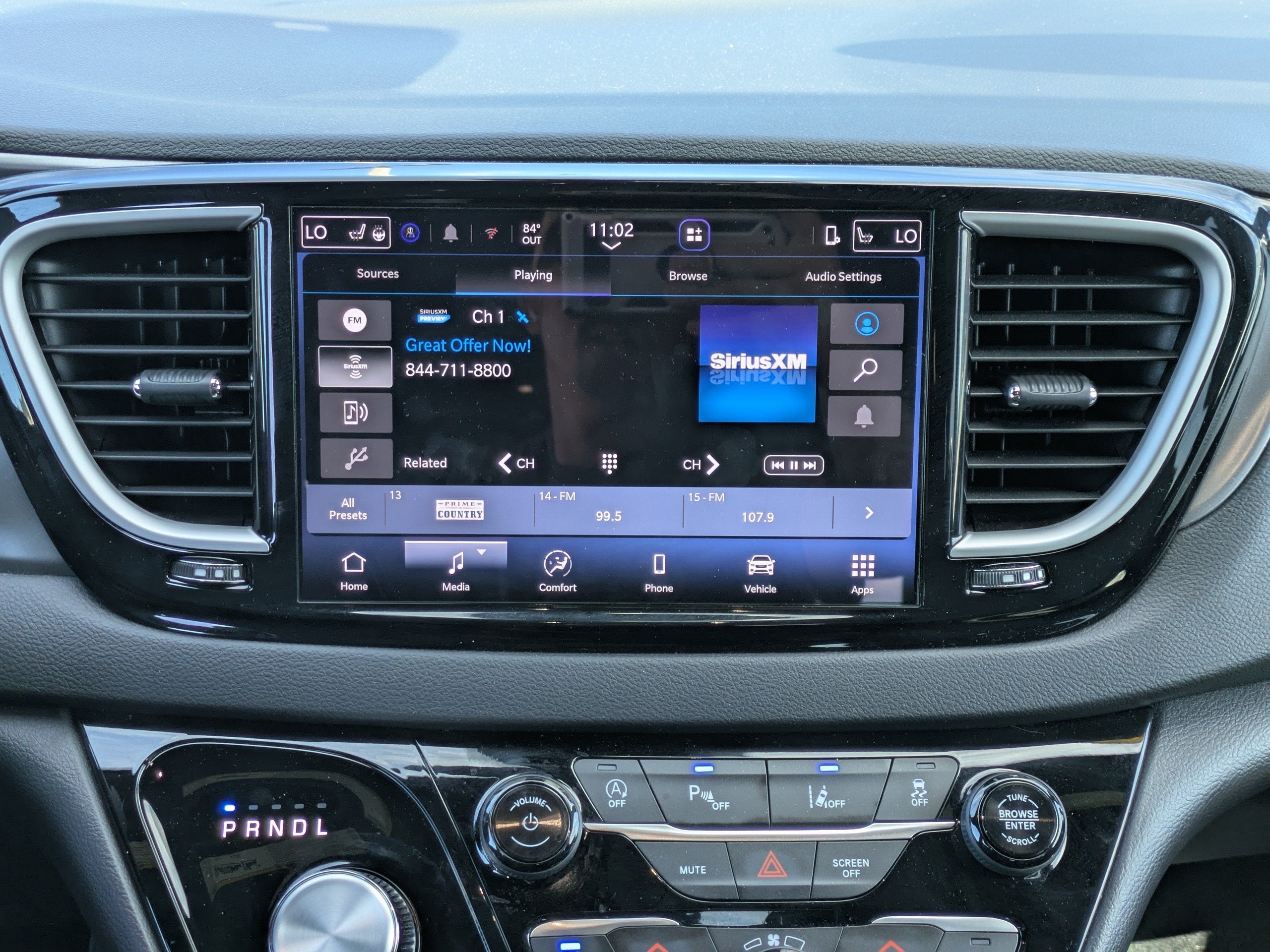 2026 Chrysler Pacifica Select