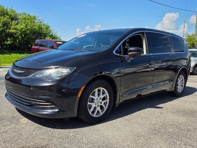 2017 Chrysler Pacifica Touring