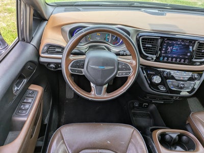 2020 Chrysler Pacifica Hybrid Limited