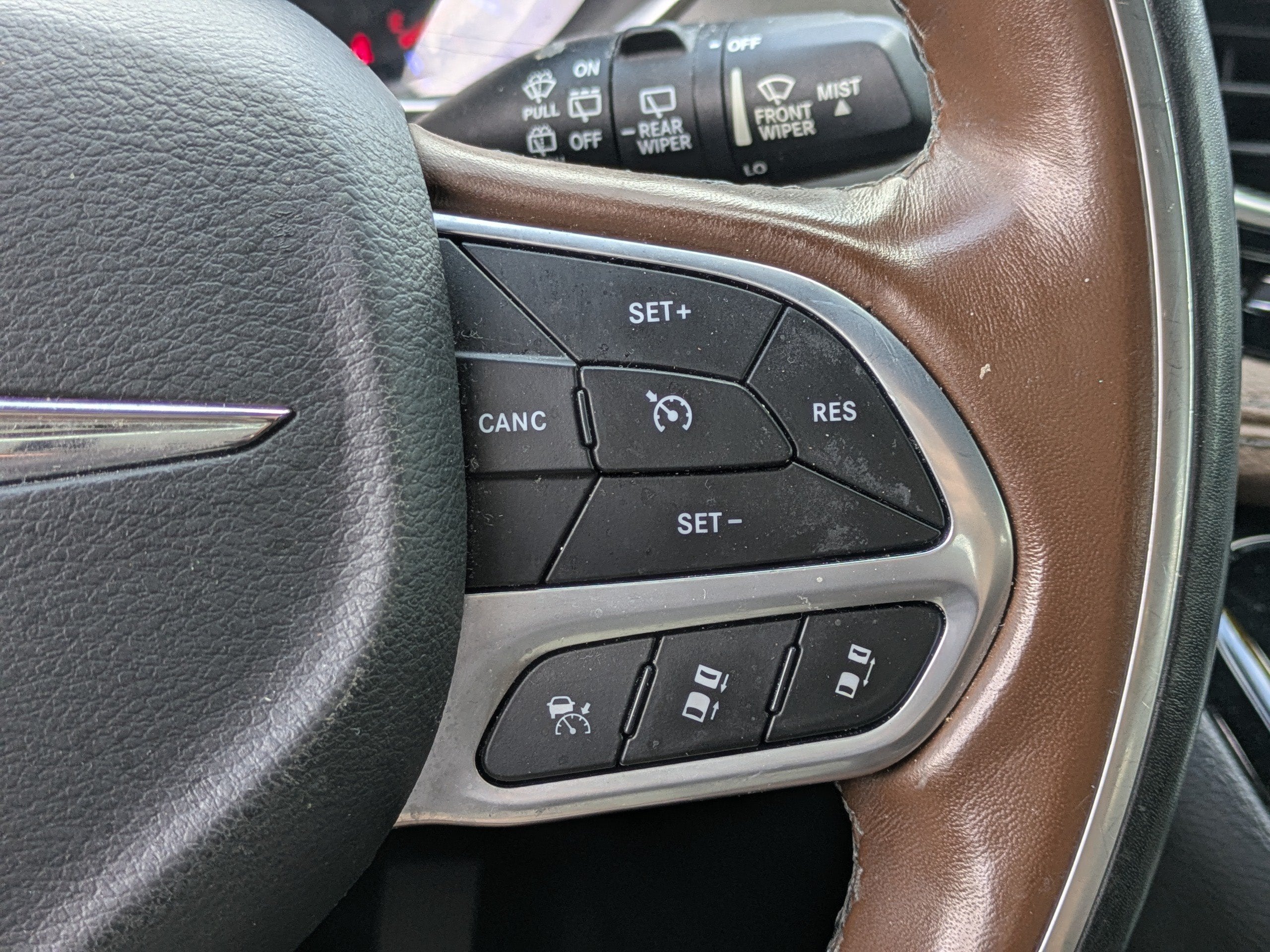 2020 Chrysler Pacifica Hybrid Limited