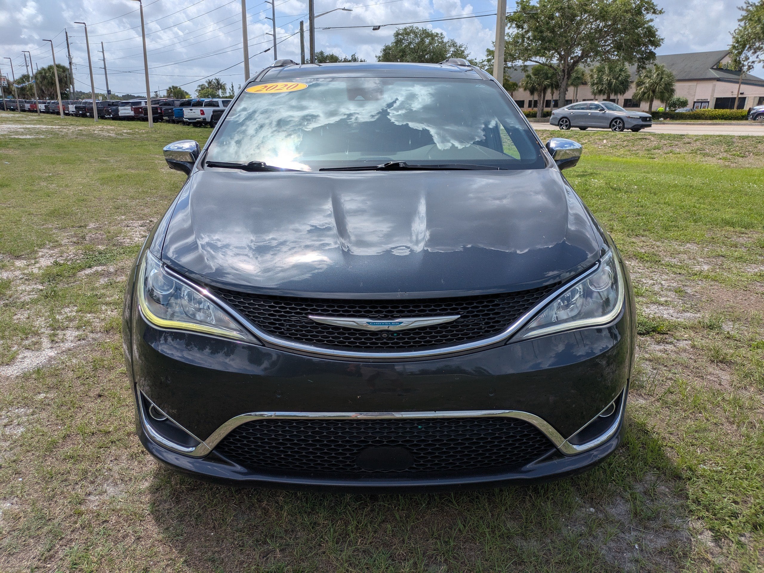 2020 Chrysler Pacifica Hybrid Limited
