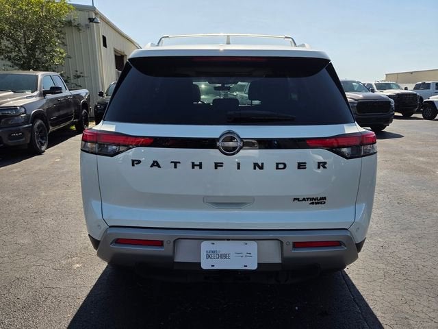 2023 Nissan Pathfinder Platinum