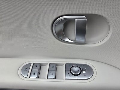 2024 Hyundai IONIQ 5 SE
