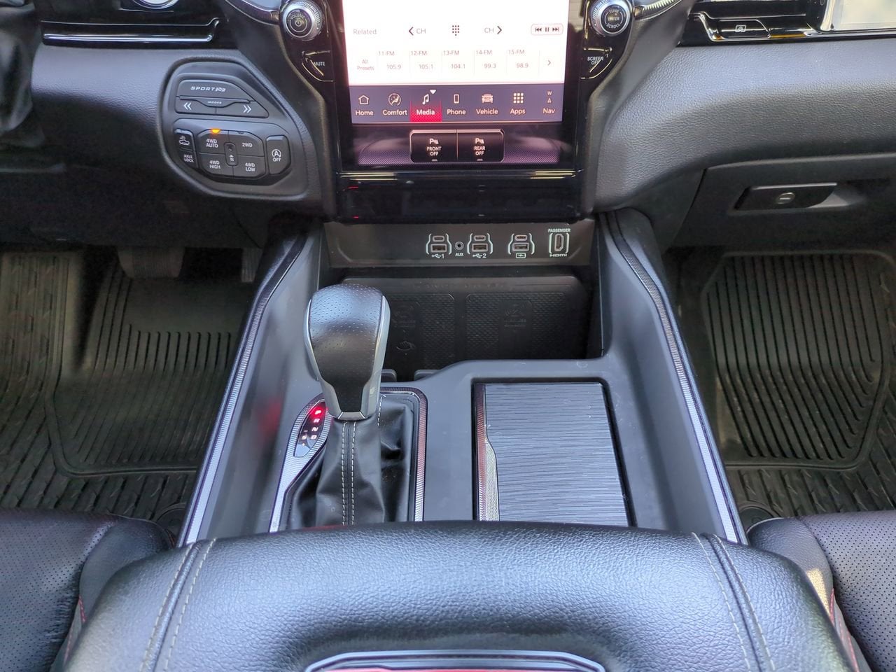 2025 RAM 1500 Rebel Crew Cab 4x4 5'7" Box