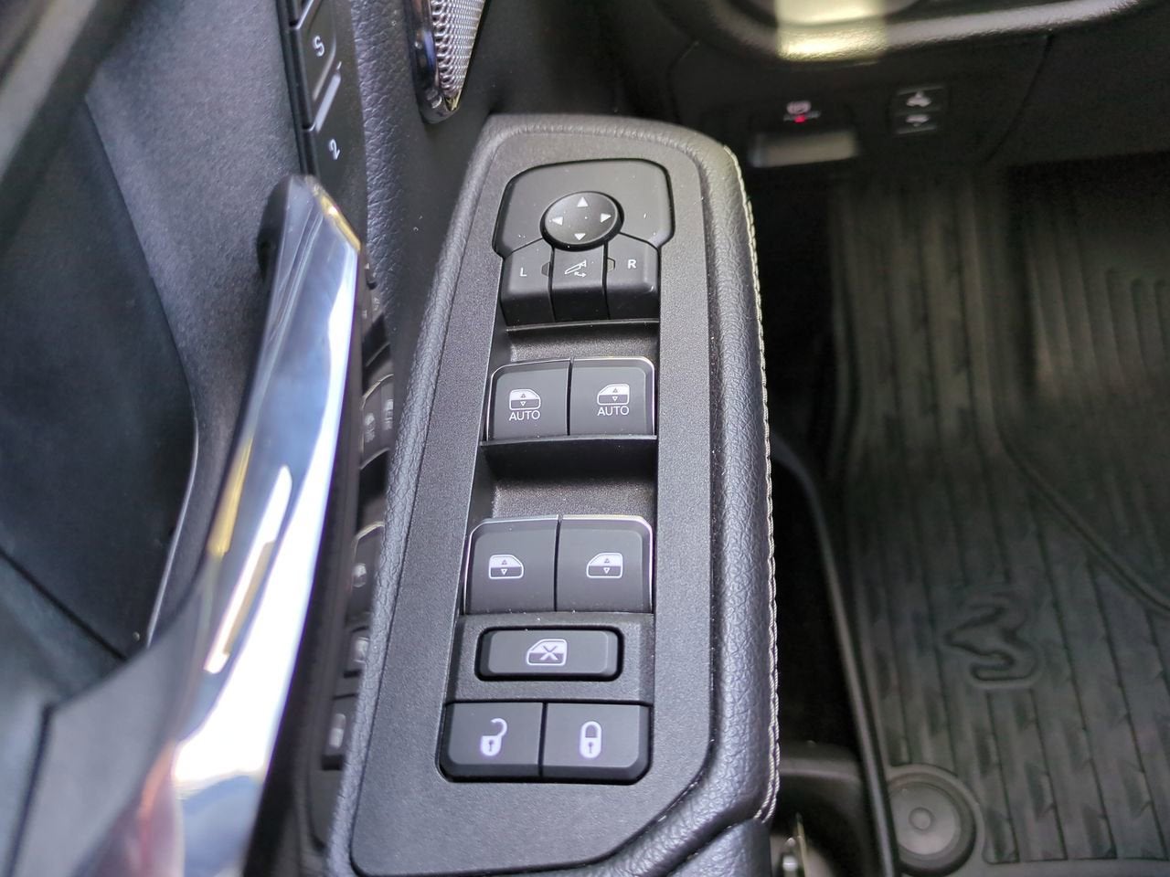 2025 RAM 1500 Rebel Crew Cab 4x4 5'7" Box