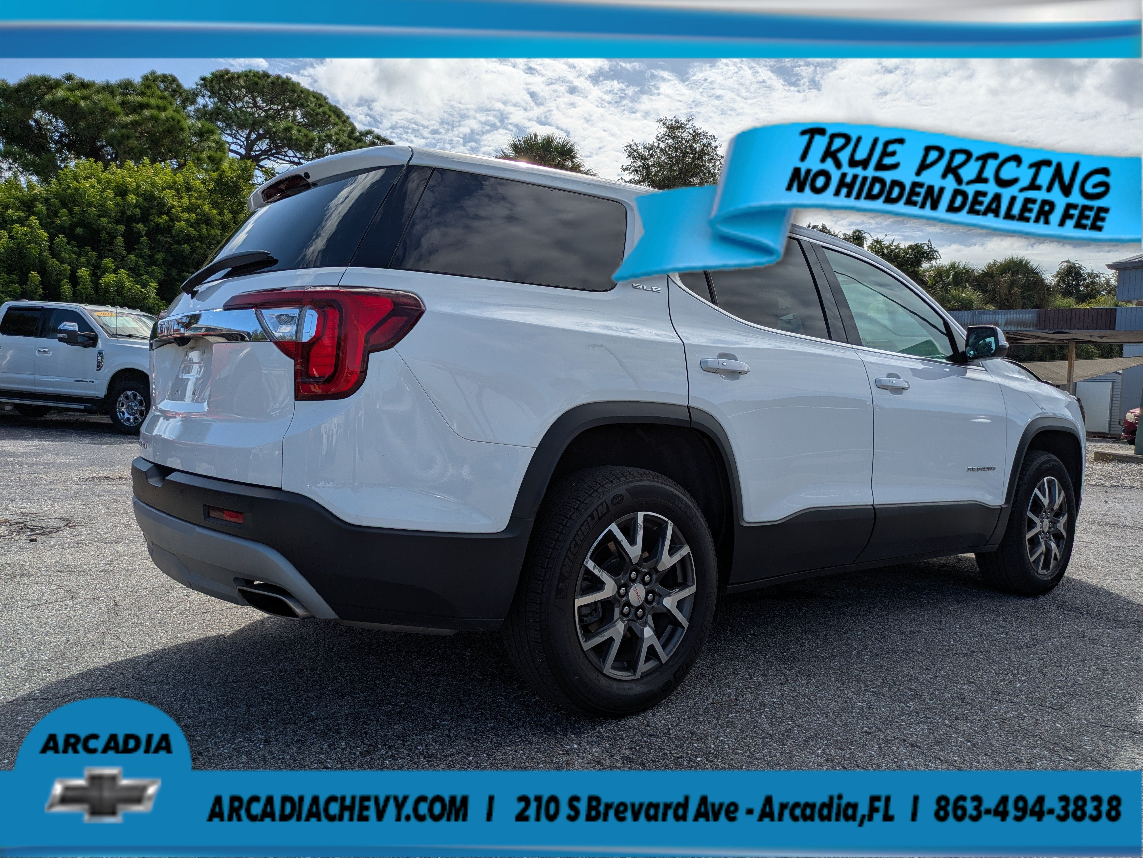 2023 GMC Acadia SLE