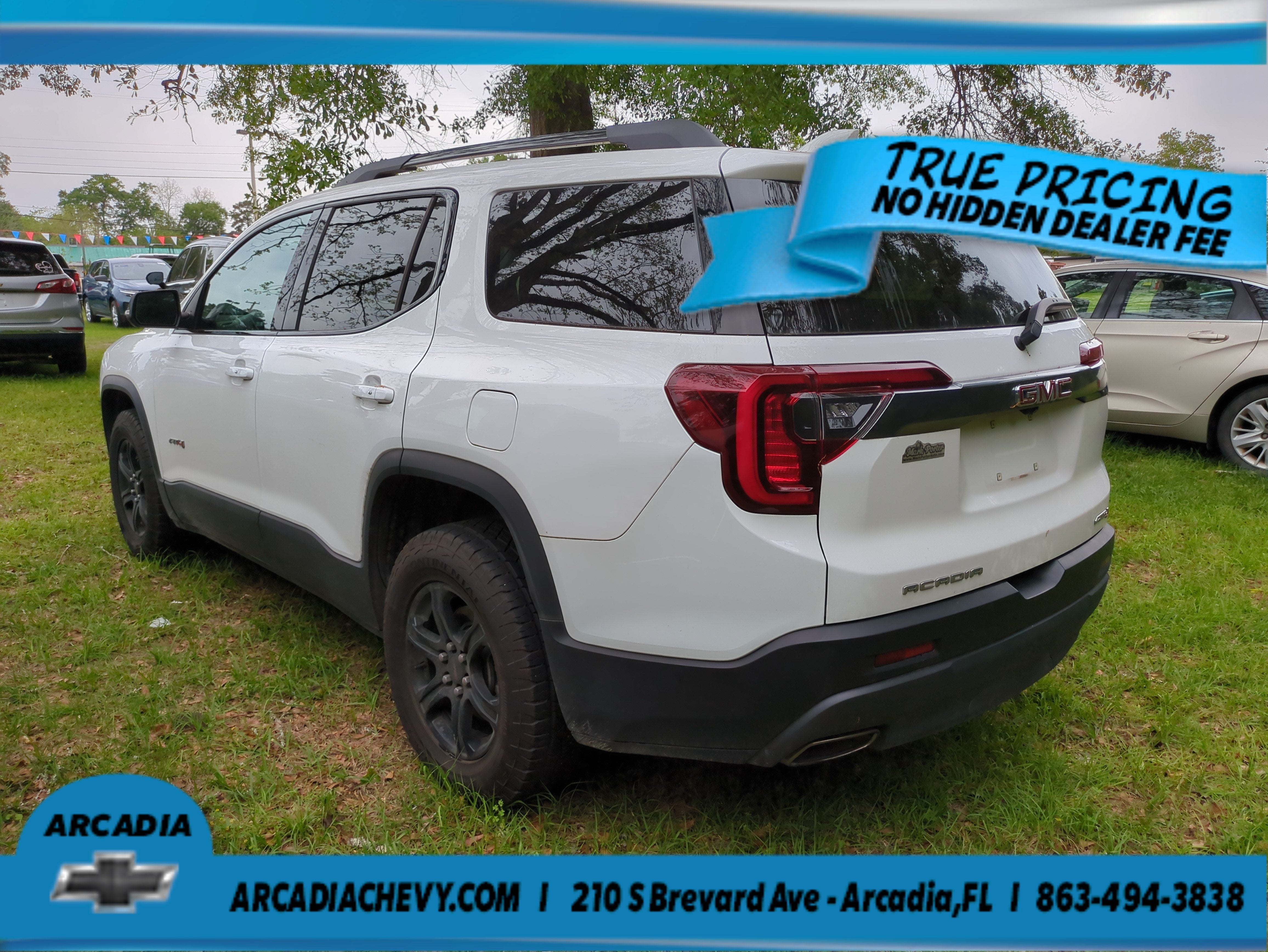 2023 GMC Acadia AT4
