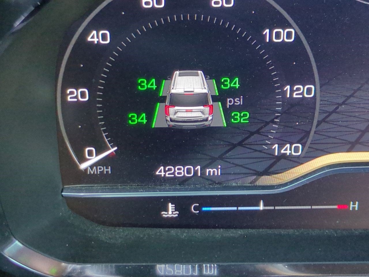 2022 GMC Yukon SLT