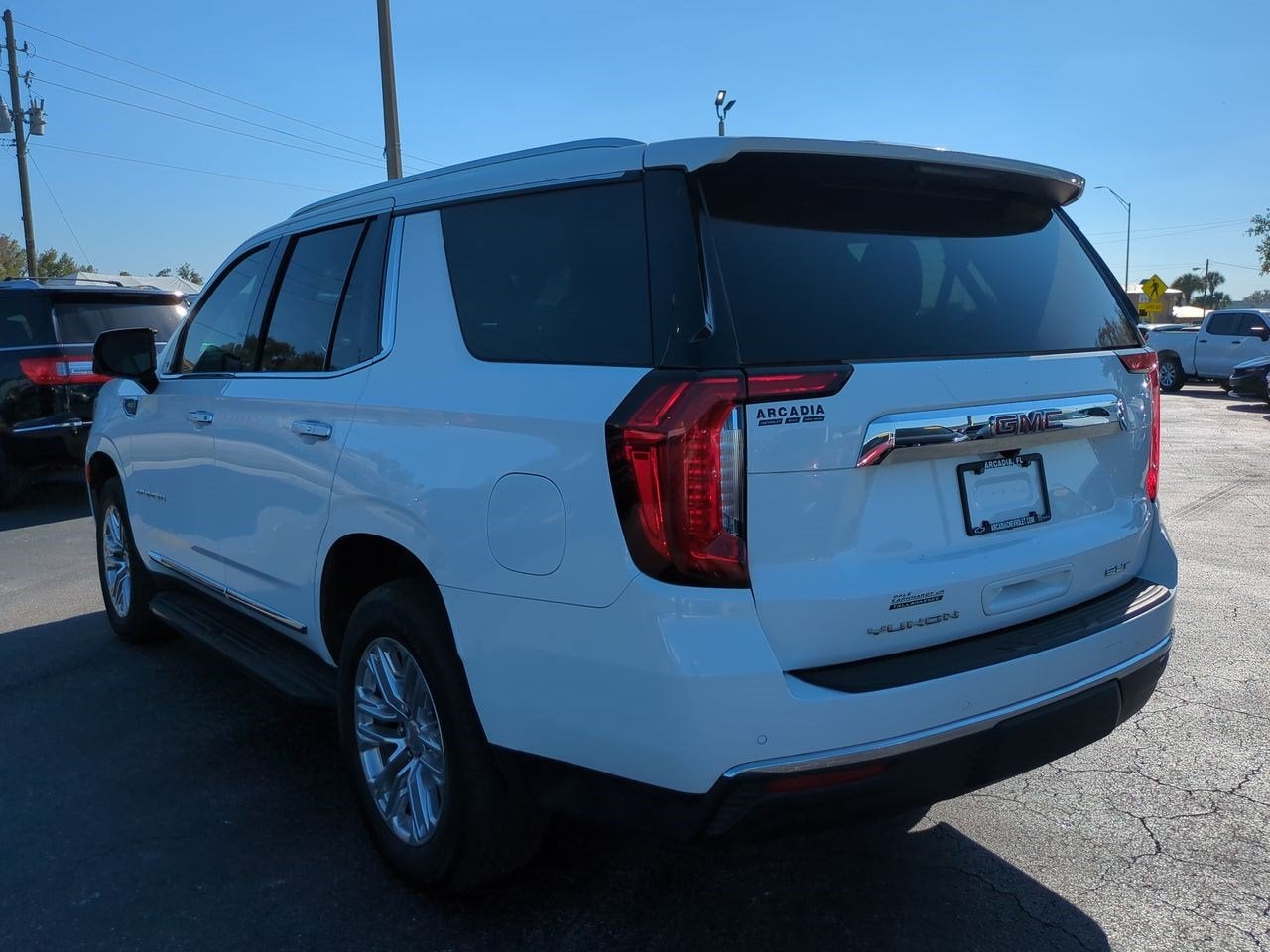 2022 GMC Yukon SLT