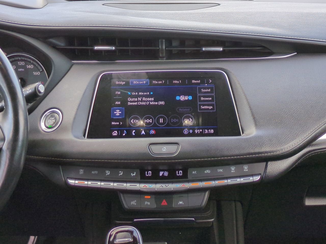 2022 Cadillac XT4 Premium Luxury