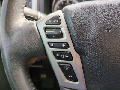 2017 Nissan TITAN SL