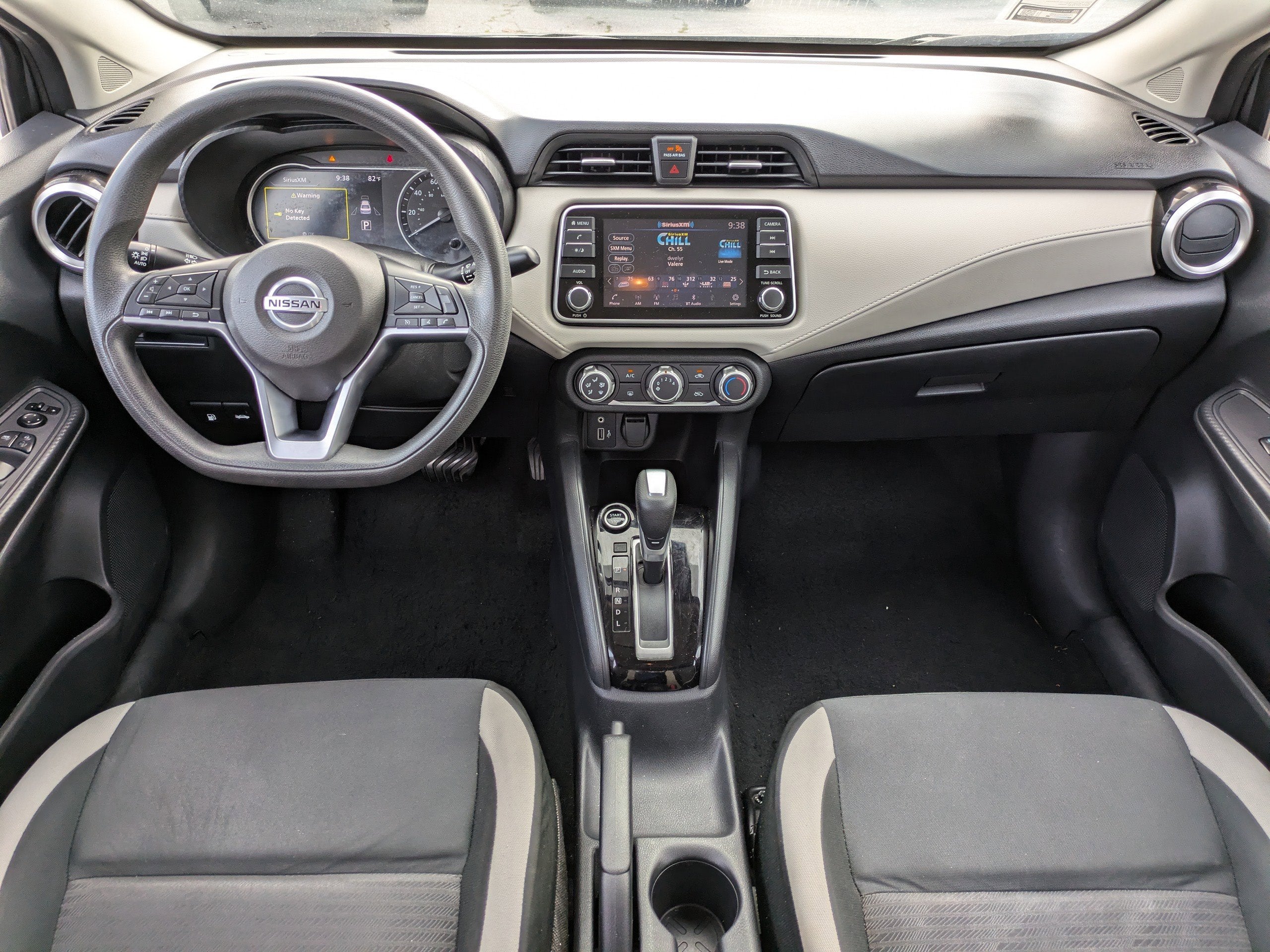 2021 Nissan Versa SV Xtronic CVT