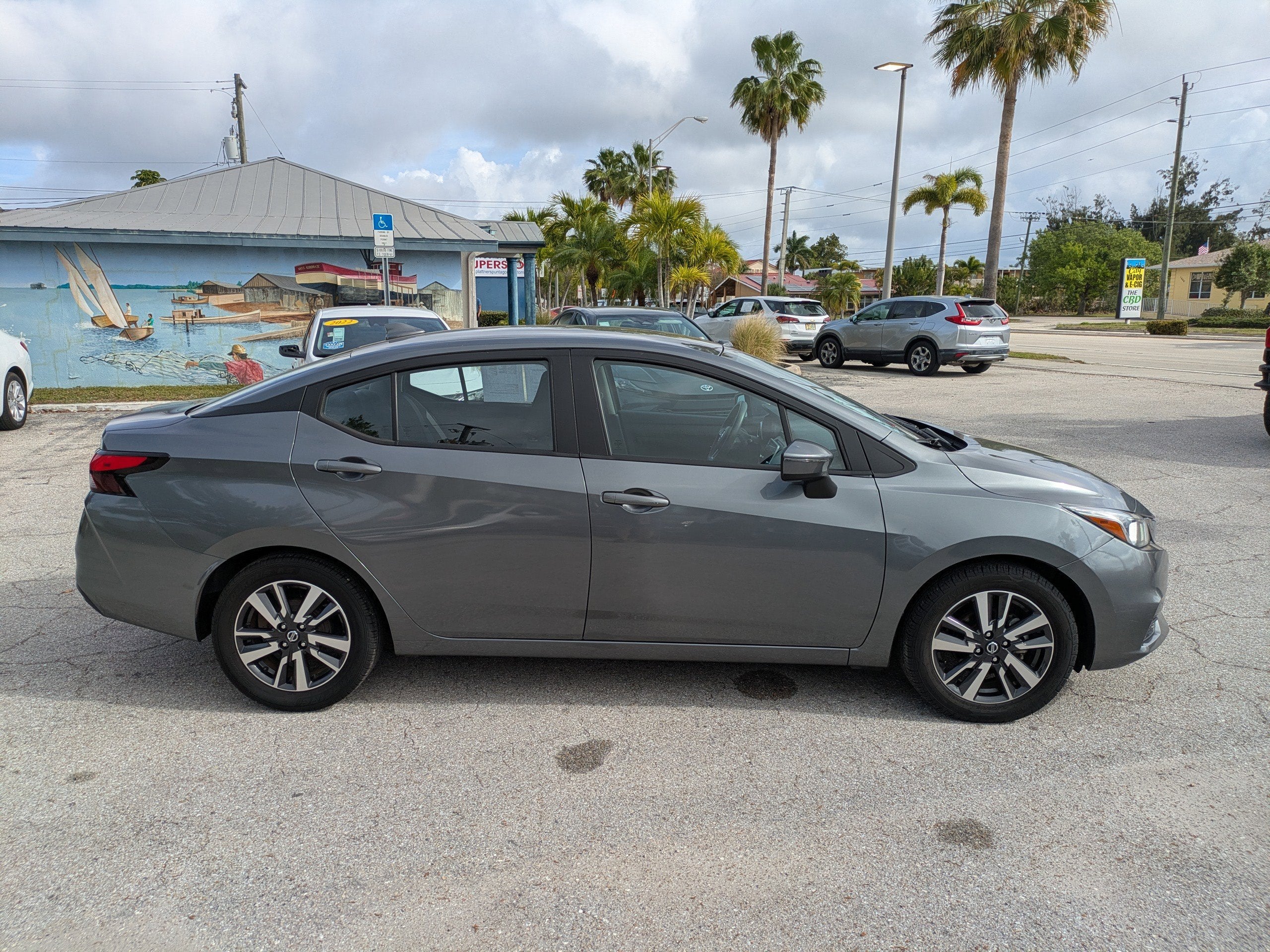 2021 Nissan Versa SV Xtronic CVT